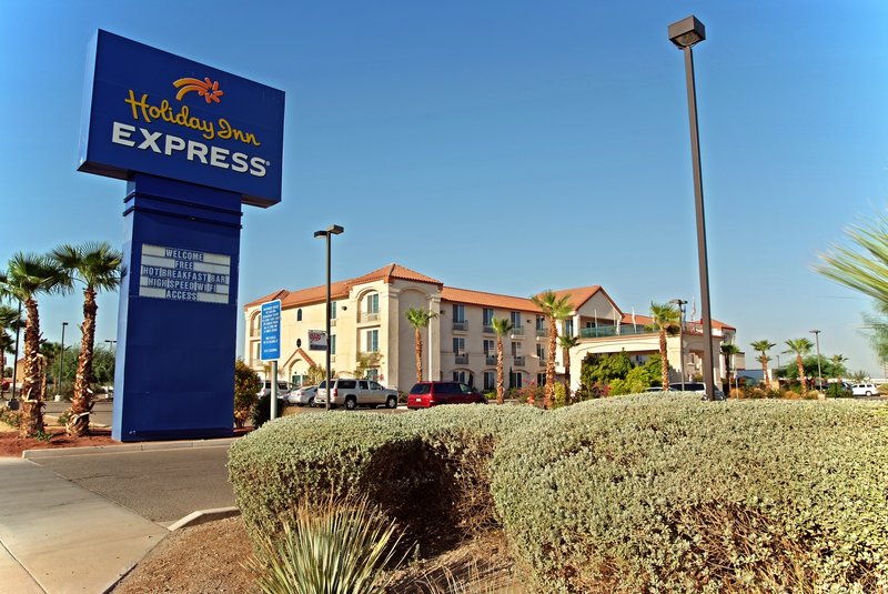 Exterior 2