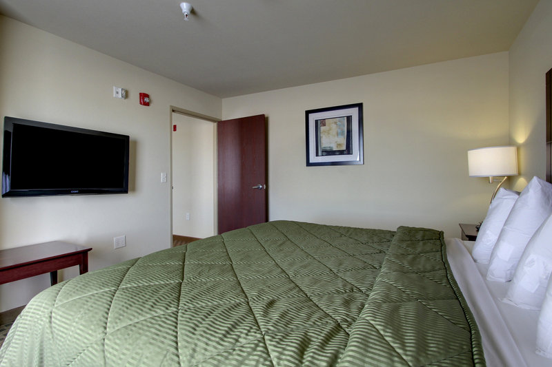 One Bedroom King Suite