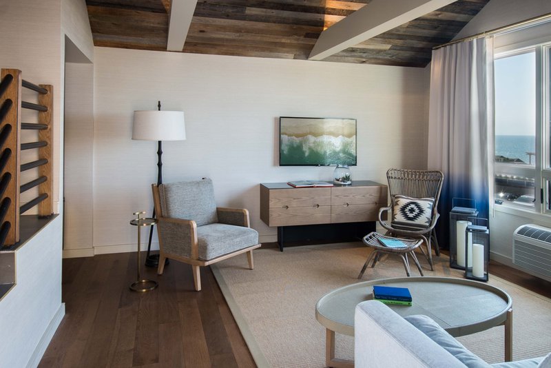 Standard Ocean View One Bedroom Suite