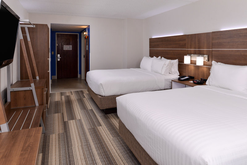 Two Queen Bed - Prefect Room to share with a colleague