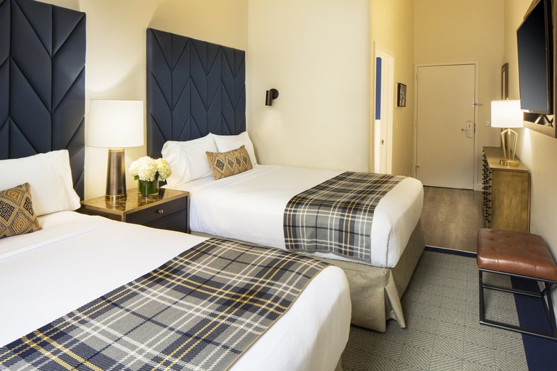 Enjoy our spacious rooms with 2 beds!