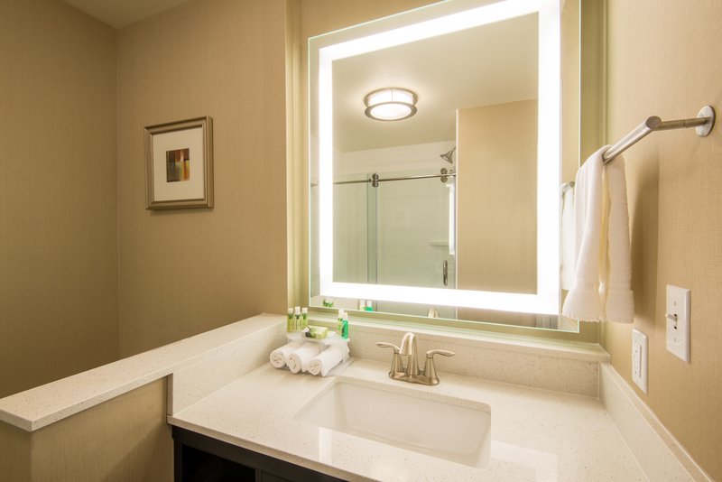 Efficient Lighting in all Guest Bathrooms