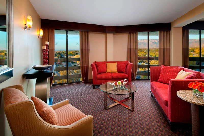 Club Lounge