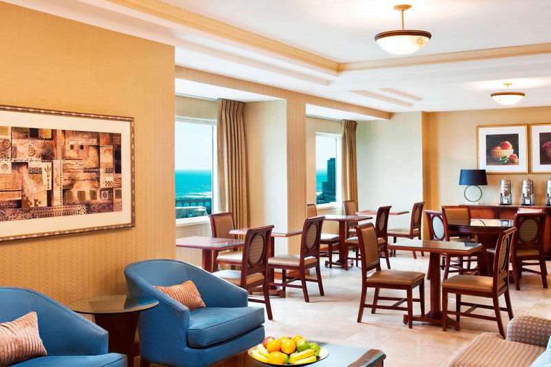 Club Lounge