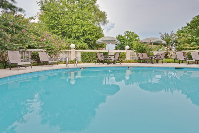 Our outdoor pool is the best space to enjoy and relax.