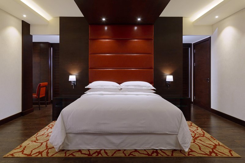 Presidential Suite - Master Bedroom