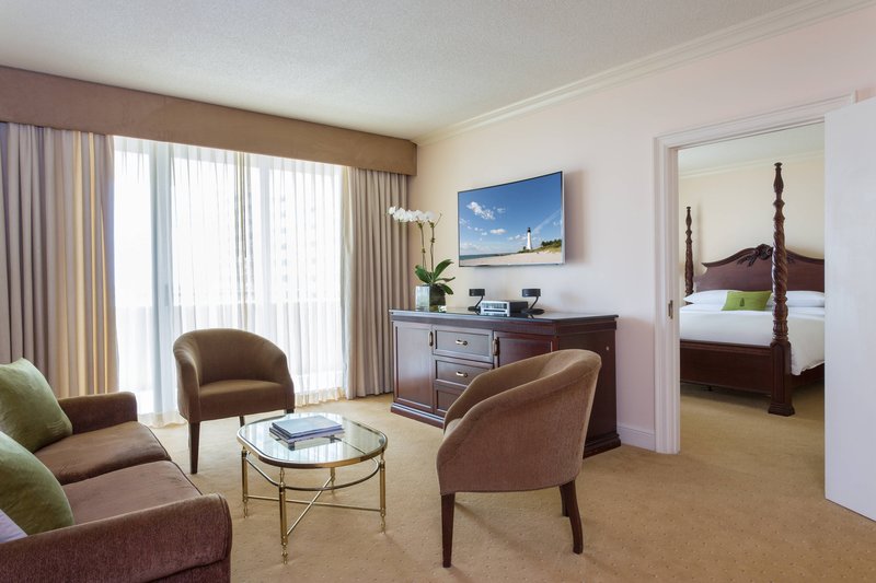 Concierge Suite - Living Room