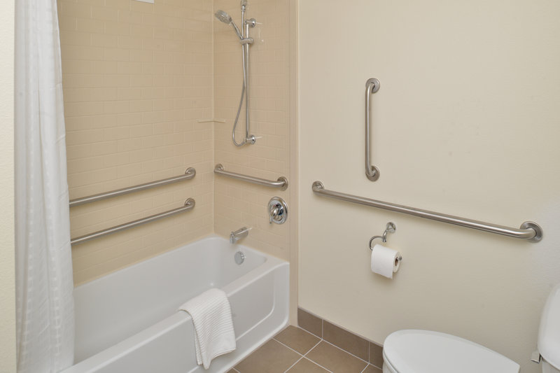Accessible Bathroom with Tub