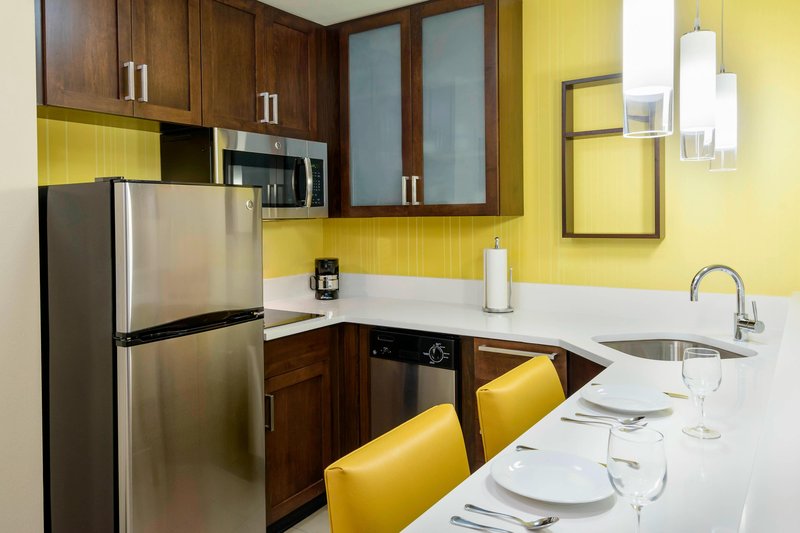 Studio Suite Kitchen
