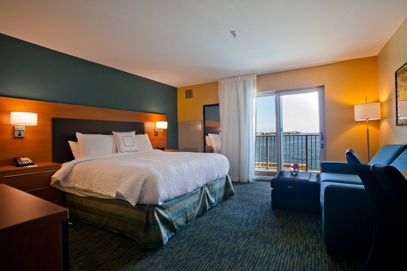 King Studio Balcony Suite