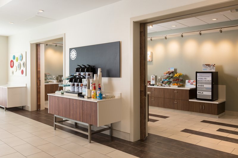 Start your day off right with our free breakfast buffet.
