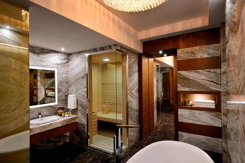 Presidential Suite Bathroom