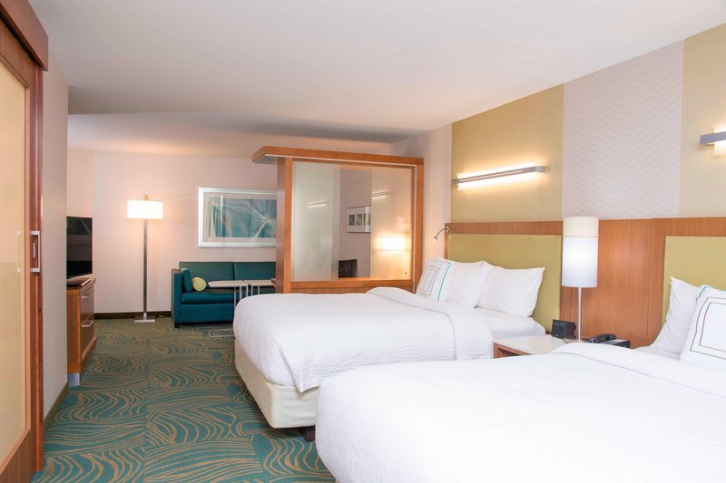 Queen/Queen Suite - Sleeping Area