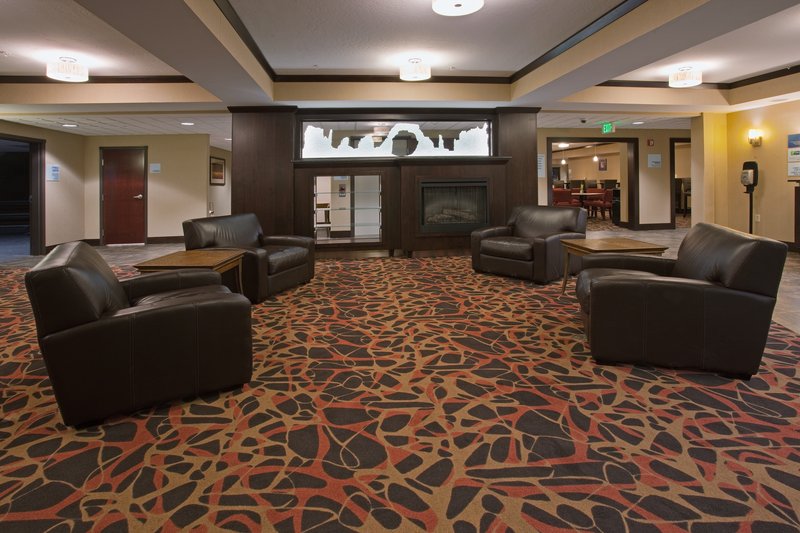 Hotel Lobby in the Holiday Inn Express and Suites Moab
