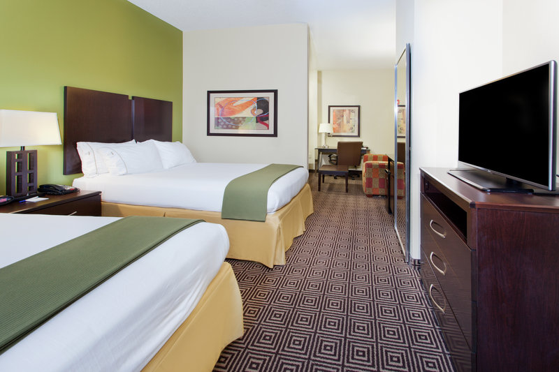 ADA/Handicapped Accessible Two Bed Deluxe Suite