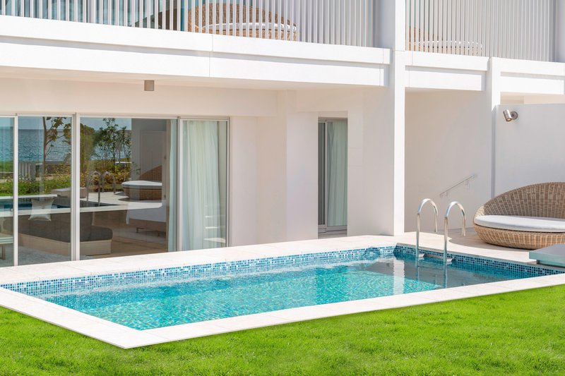 Garden Corner Suite With Pool
