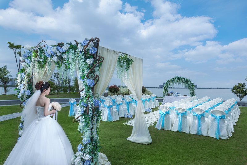 Lawn Wedding