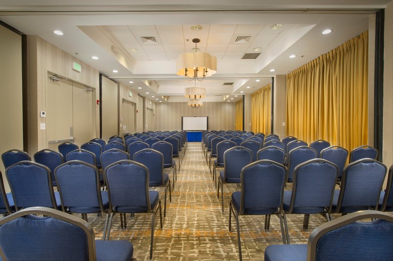 Holiday Inn Miami Doral Meetings perfect for small or large groups