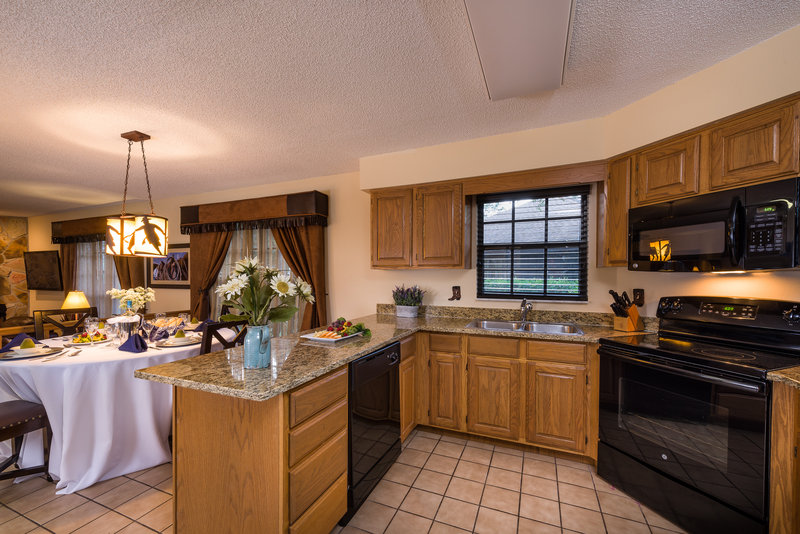 Lodge Two Bedroom Cottage Kitchen