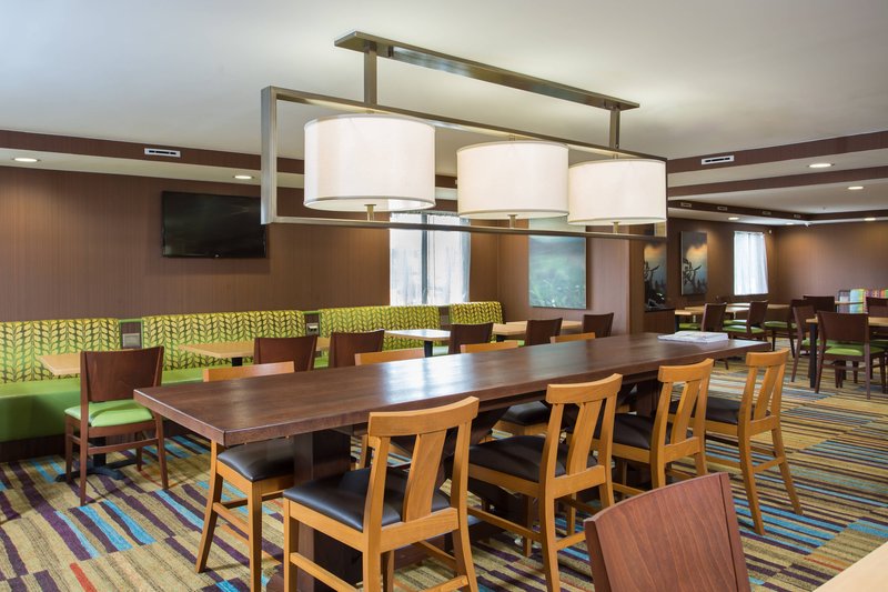 Breakfast Room