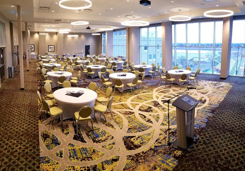Holiday inn express suites saskatoon east university groople