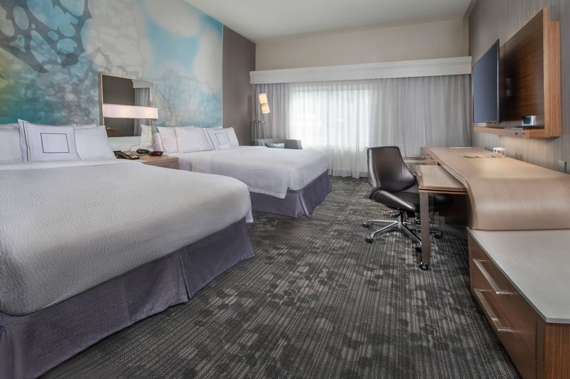 Queen/Queen Guest Room