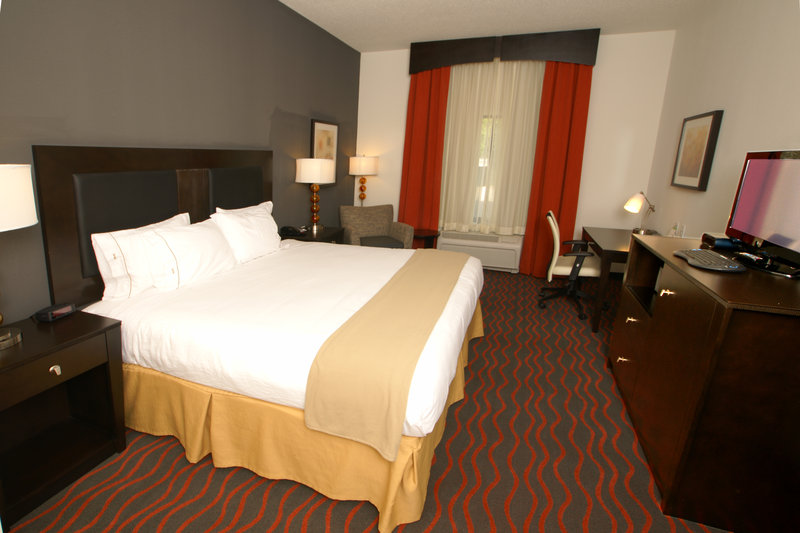 Enjoy free movies in our spacious king executive rooms!