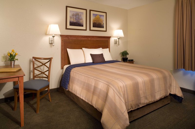 Single Bed Guest Room