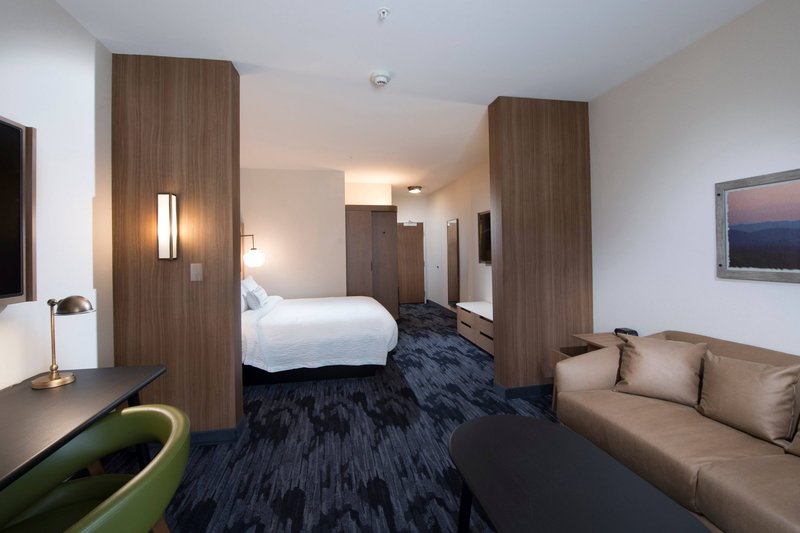 King Suite - Living Area