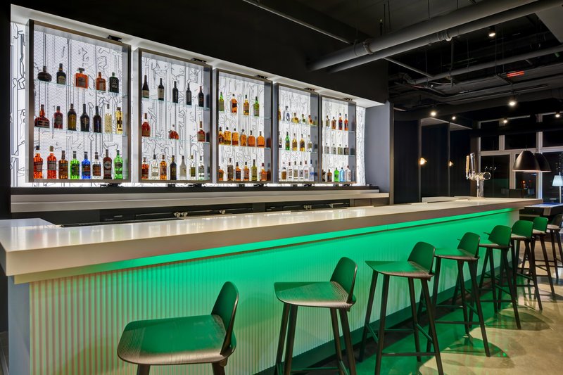 W XYZ Bar