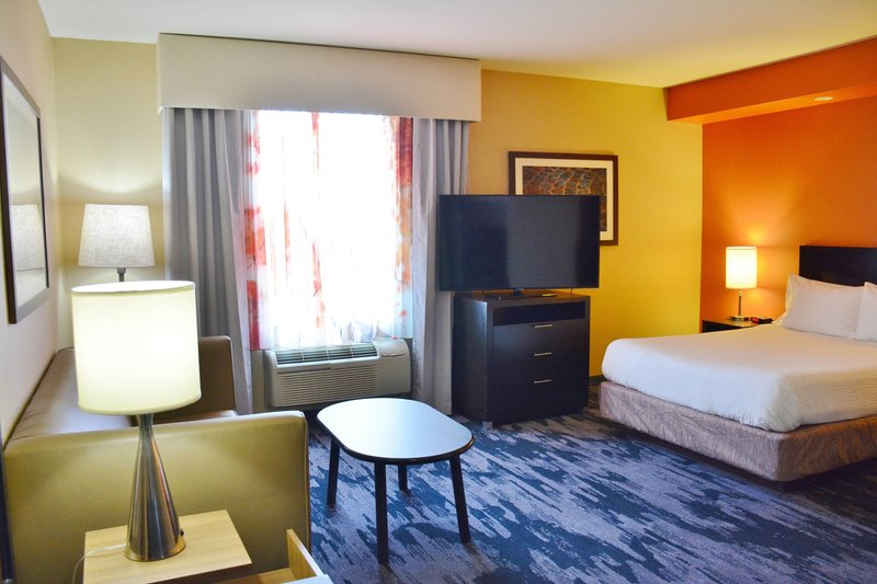Queen Studio Suite