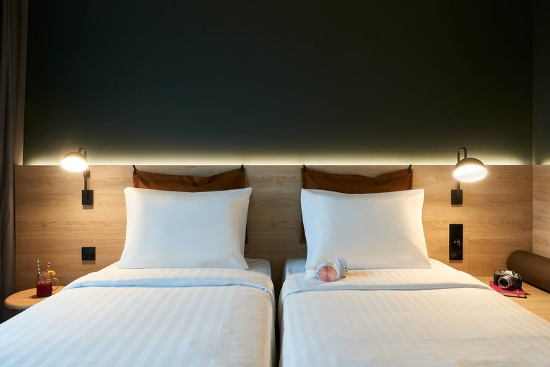 Twin/Twin Moxy Sleeper