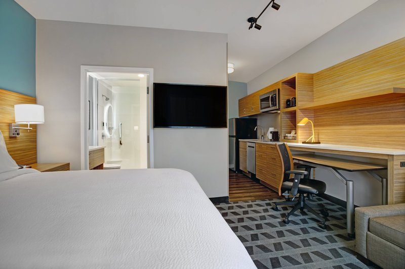 King Studio Suite