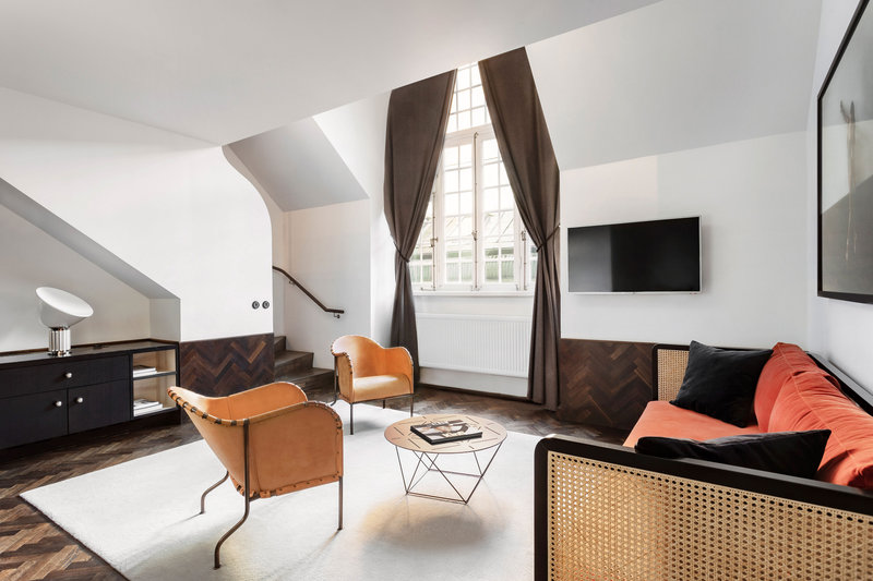 Etage Suite Living Room