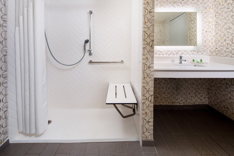 Wheelchair accessible bathroom