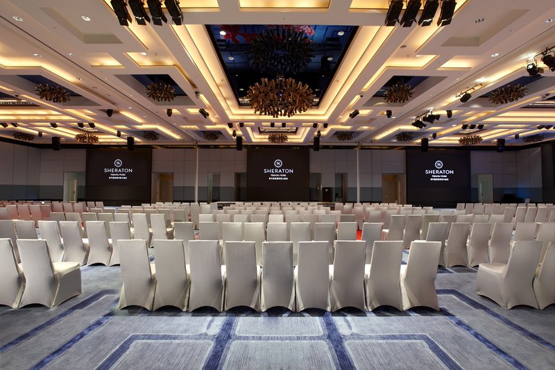 Ballroom-Theatre Type