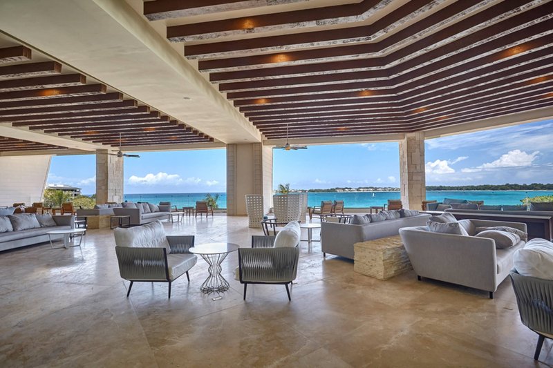 Royalton Negril Lobby