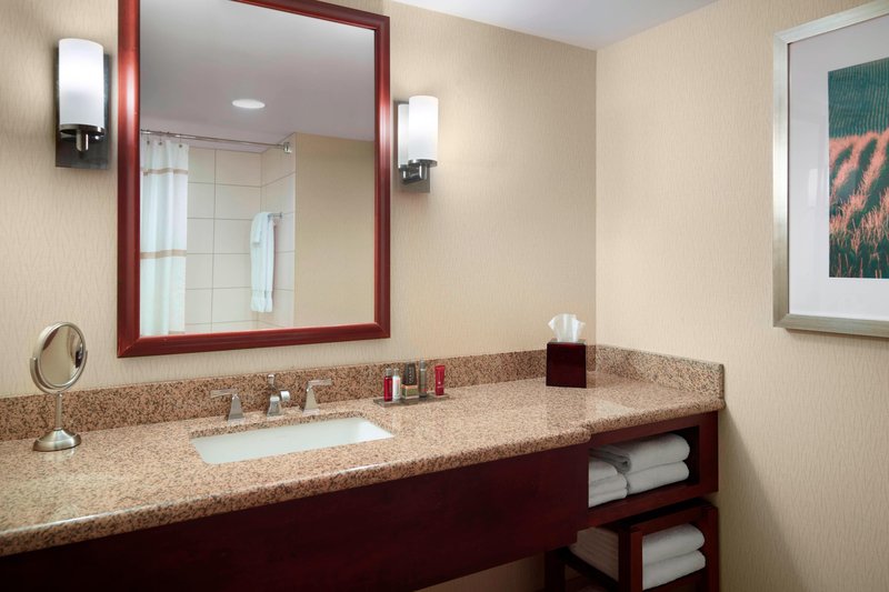 Guest Room Bathroom