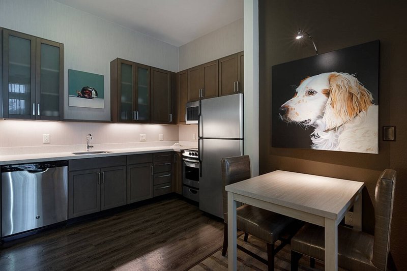One-Bedroom King Suite - Kitchen