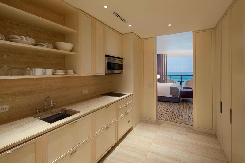 Oceanfront Astor Luxe Guest Room  Kitchenette