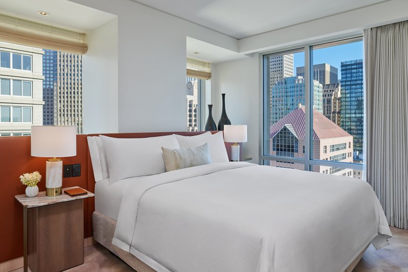 King Astor Suite