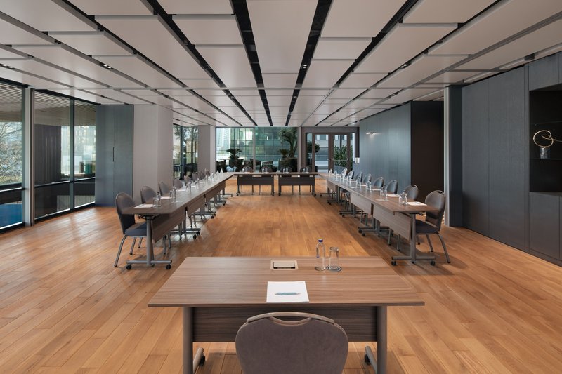 U Shape Meeting Room