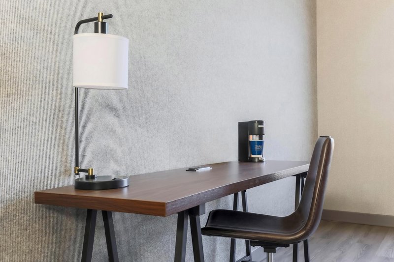Guest Room - Work Area